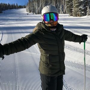 Bigger Fire + Ice Saelly ski jacket in Olive green (fur included)